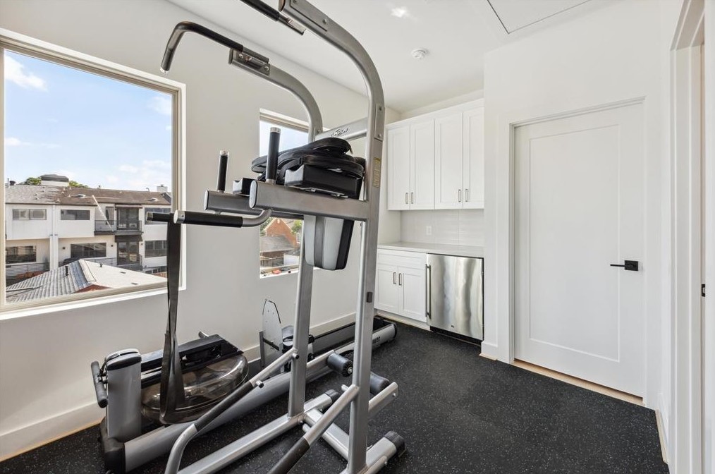 1808 Hazard St, Houston TX 77019-5720 exterior