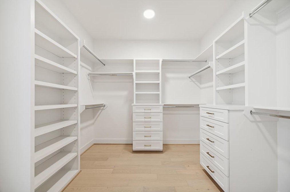 1808 Hazard St, Houston TX 77019-5720 exterior