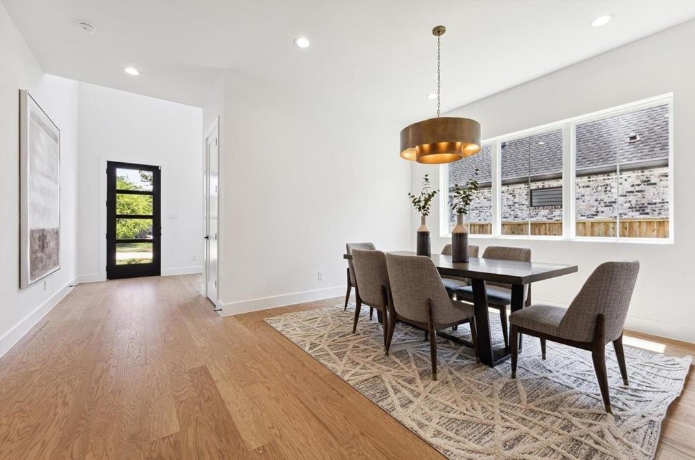 1705 Ronson Rd, Houston TX  77055-3222 exterior