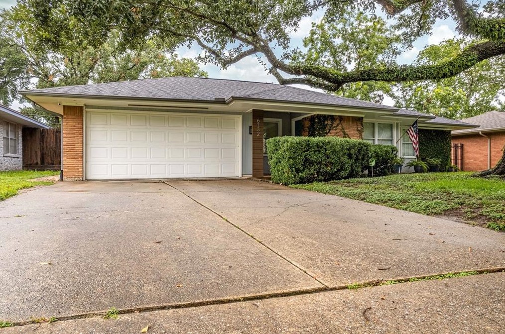 6132 Jason St, Houston TX  77096-1427 exterior
