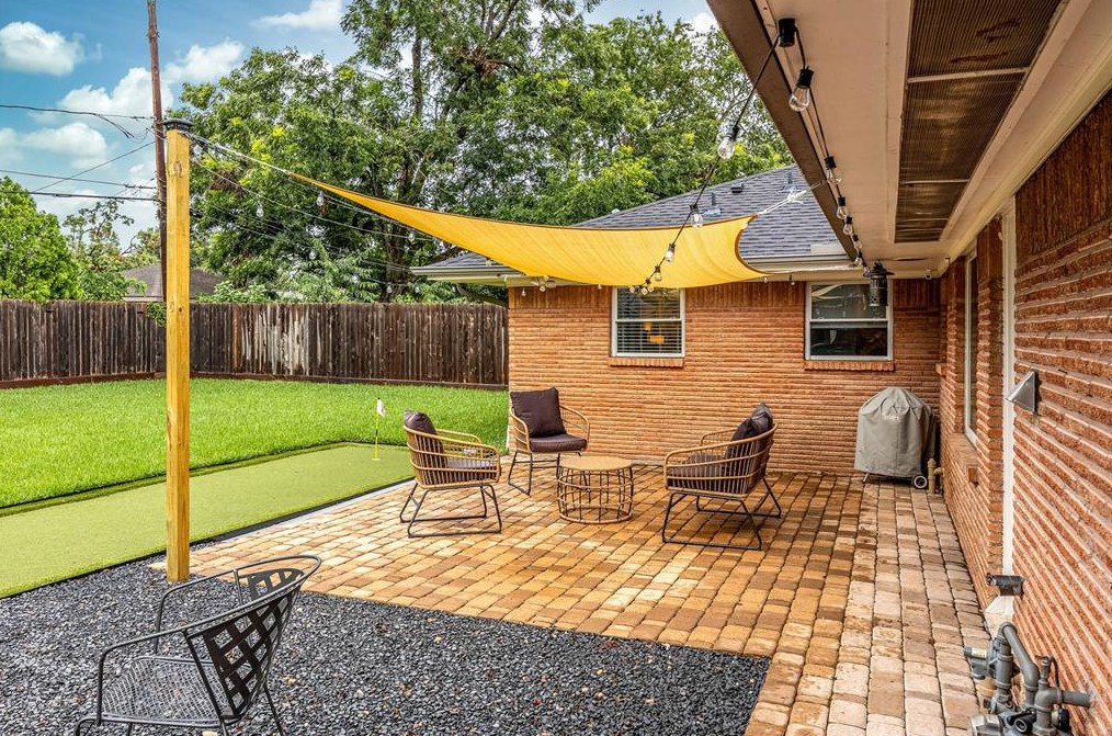 6132 Jason St, Houston TX  77096-1427 exterior