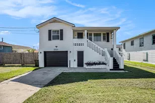 2315 67th St, Galveston, TX 77551 - Photo 2