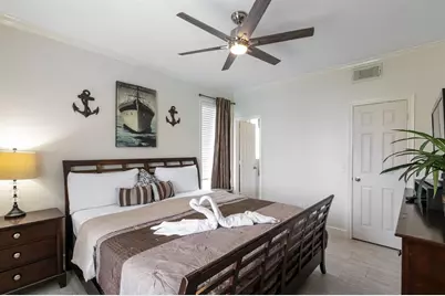 7000 Seawall Boulevard #824, Galveston, TX 77551 - Photo 32