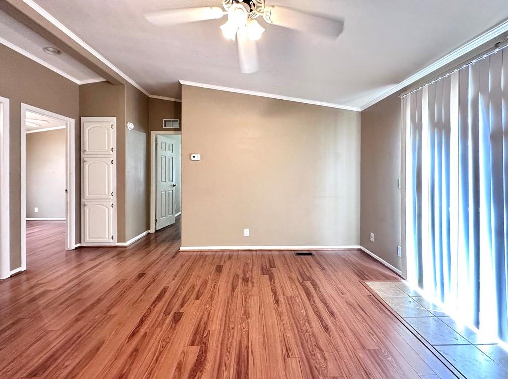 10023 Elderberry Park Ln, Tomball, TX 77375