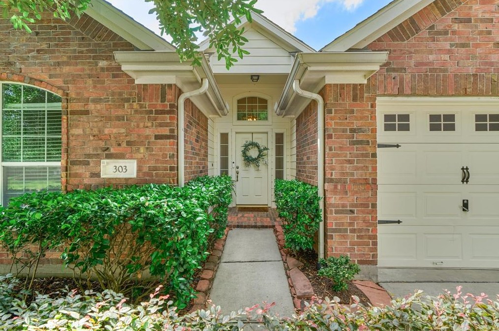 303 Burris Park Dr, Spring, TX 77373-8431