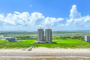 801 E Beach Dr, Galveston, TX 77550 - Photo 42