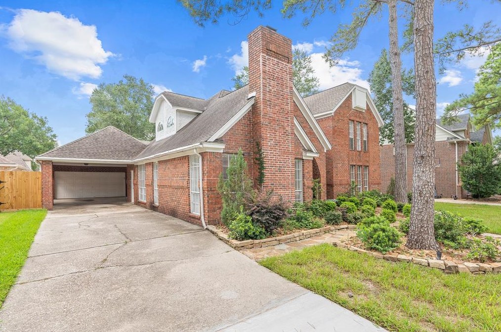 6022 Pin Oak Pl, Spring TX  77379-8826 exterior