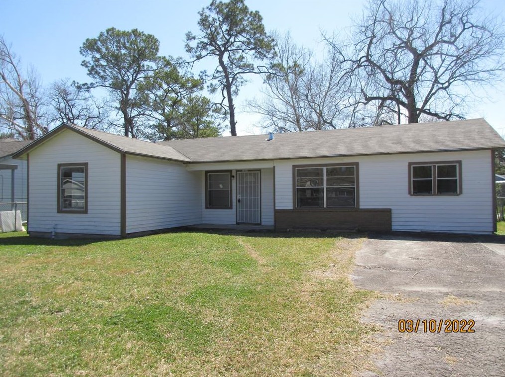 7622 Bellingham Dr, Houston, TX 77028