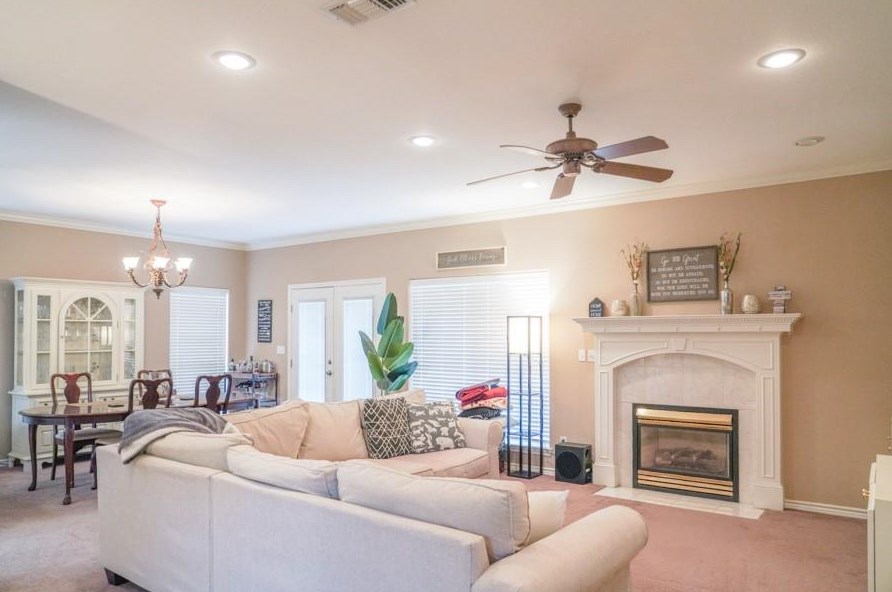 1315 Donna Dr, Jones Creek, TX 77437-3252