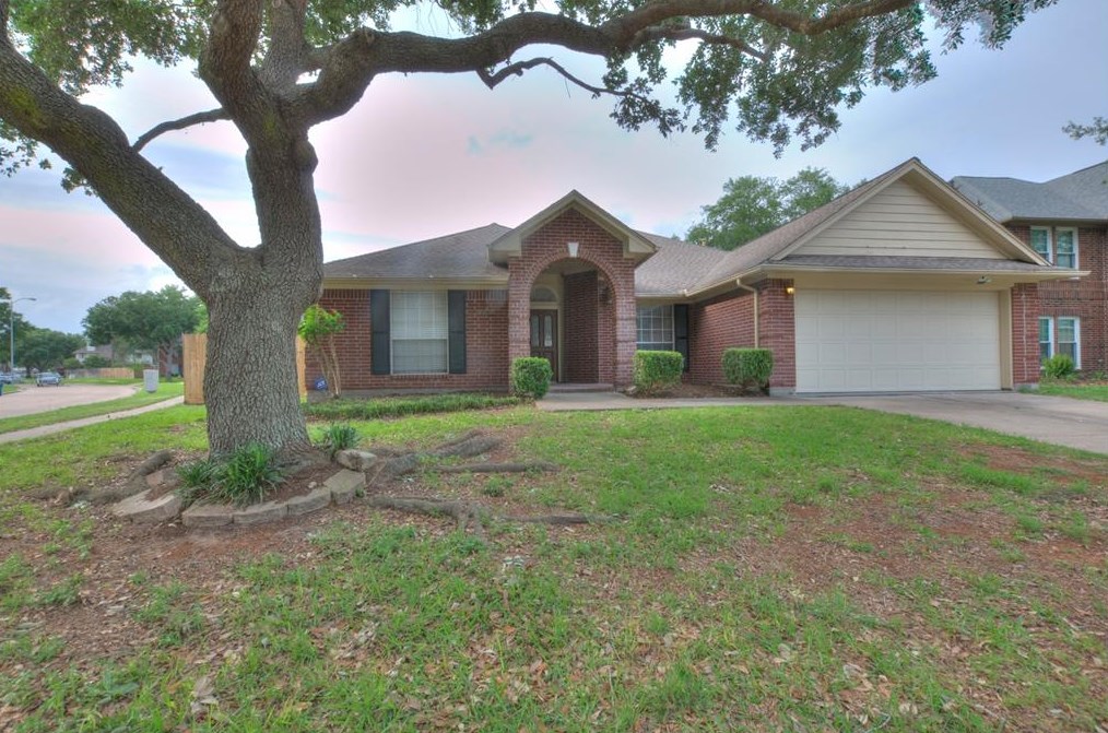 21518 Brookgreen Falls Dr, Katy TX  77450-5379 exterior