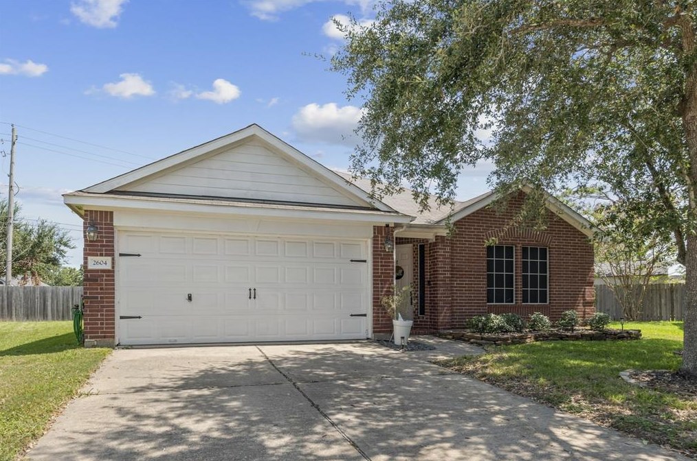 2604 White Ibis Ct, League City, TX 77573