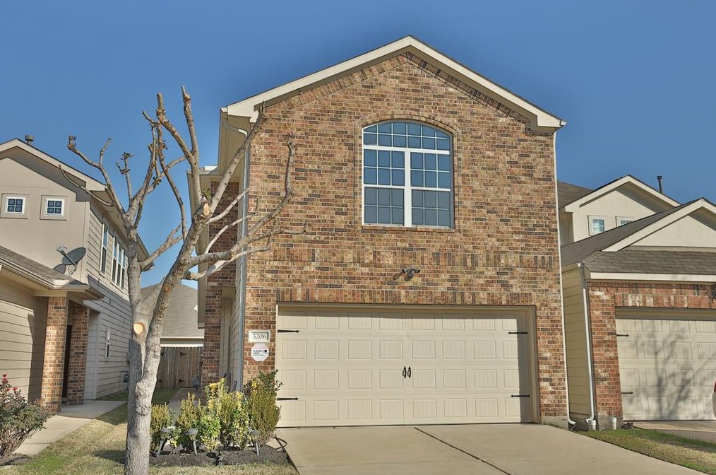 5206 Caldera Ct, Houston, TX 77066-1048