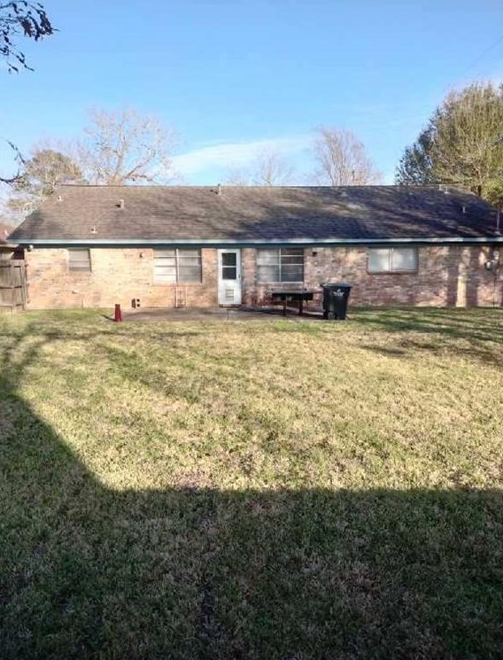 1502 Bellaire Blvd, Alvin, TX 77511