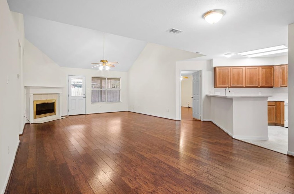 13518 Spring Ct, Tomball, TX 77375