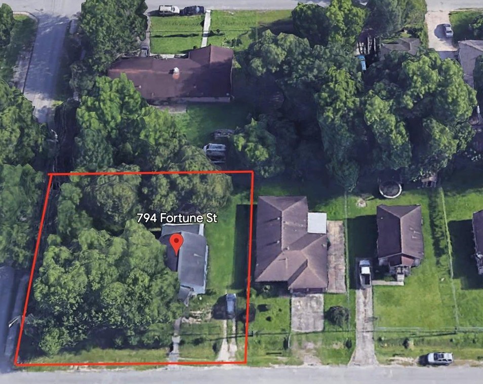 794 Fortune St, Houston, TX 77088-6316
