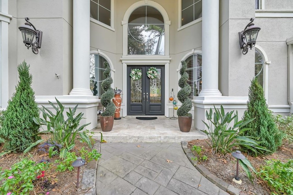 67 Majestic Woods Pl, Spring, TX 77382-2676
