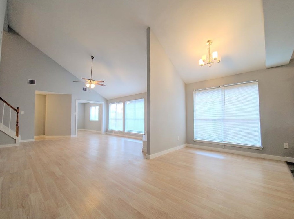 15215 Peachmeadow Ln, Channelview, TX 77530