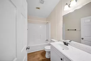 651 Cedar Point Dr, Livingston, TX 77351 - Photo 18