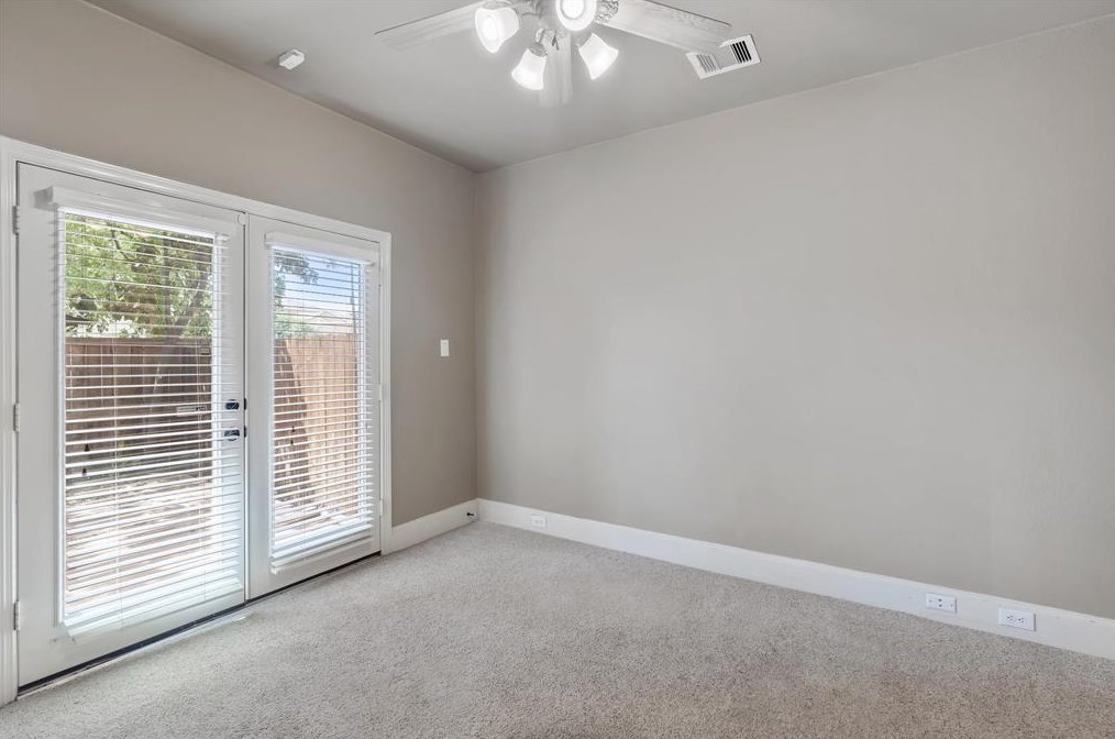 313 Grv St, Houston TX 77020-6029 exterior