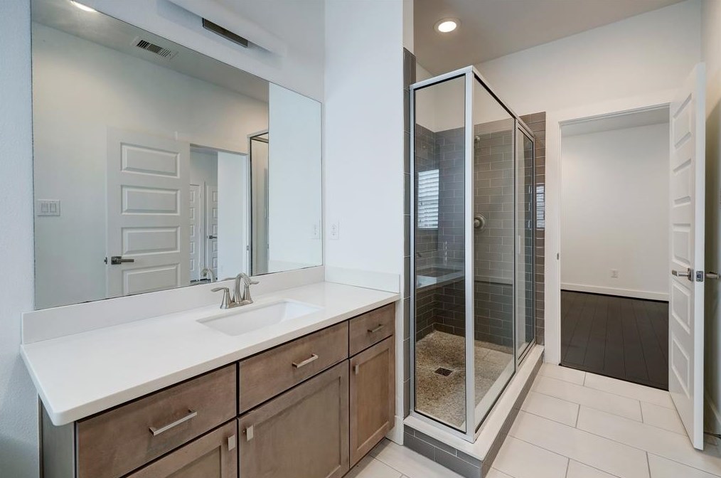 1007 16 St, Houston TX  77008-3429 exterior