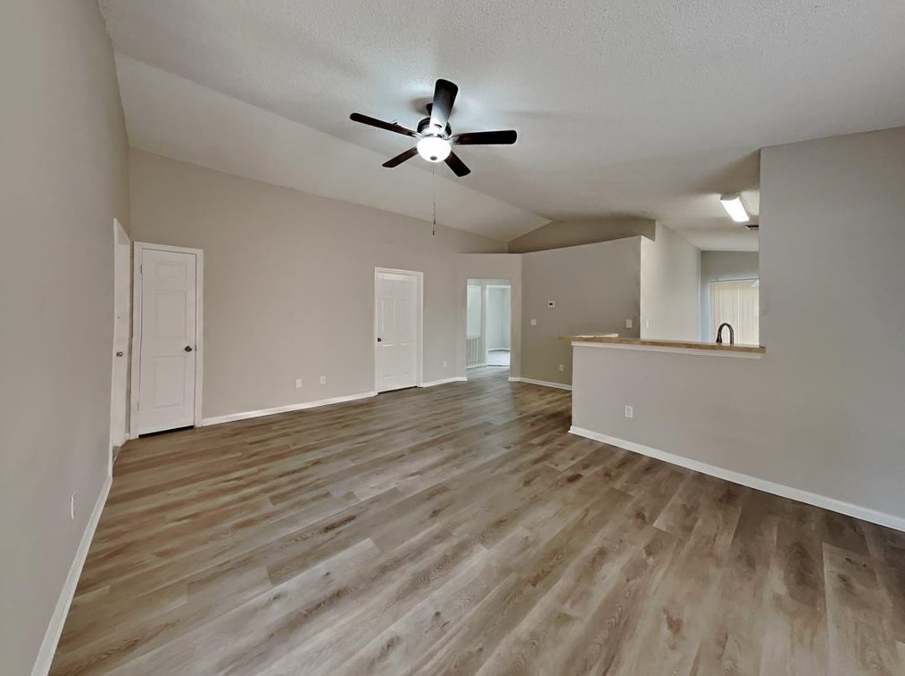 3115 Kelling St, Houston, TX 77045-4335