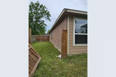 1710 Penina Drive, Crosby, TX 77532 - Photo 22
