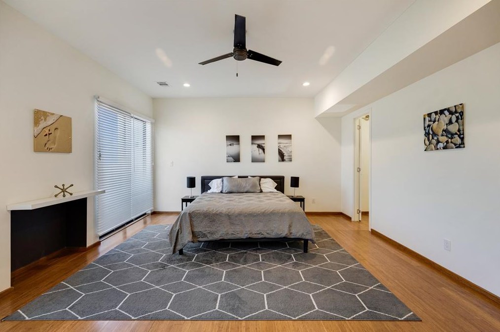 2009 Eagle St, Houston TX  77004-5106 exterior