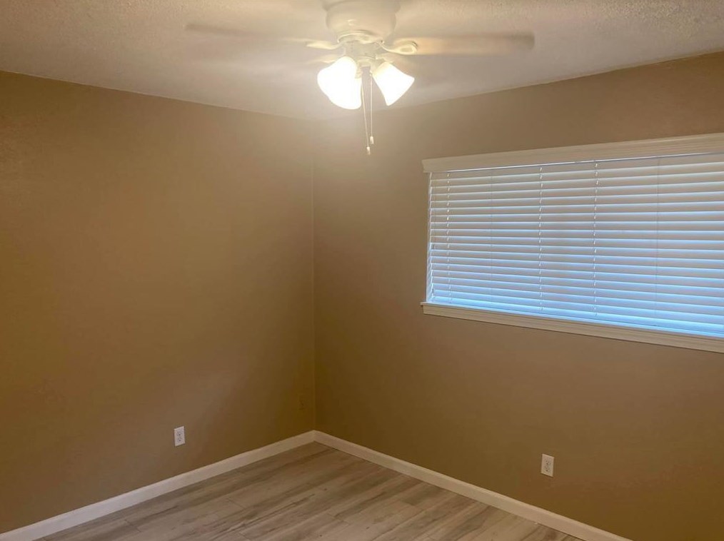 5220 Antha St, Houston TX  77016-4110 exterior