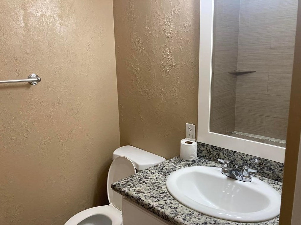 5220 Antha St, Houston TX  77016-4110 exterior