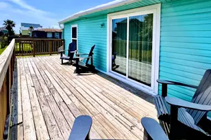 110 Ocean Ave, Surfside Beach, TX 77541 - Photo 6
