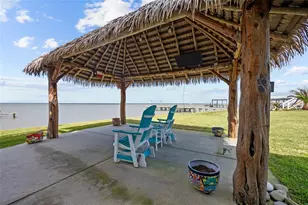 252 White Heron Dr, Anahuac, TX 77514 - Photo 36
