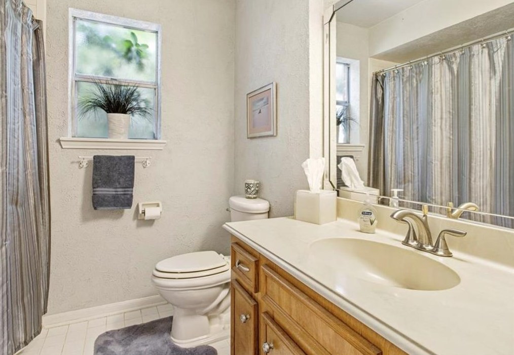 11711 Counselor, Houston TX  77065-1008 exterior