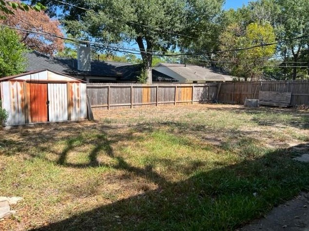 2102 Latexo Dr, Houston TX  77018-1715 exterior