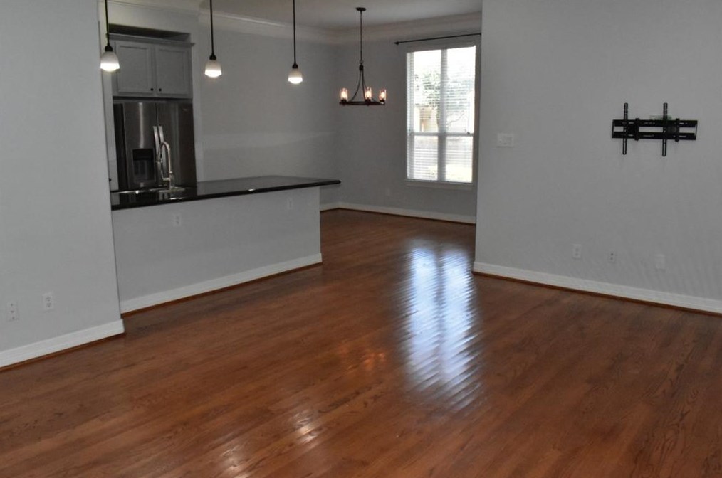 822 Garden Rose Ln, Houston TX  77018-6341 exterior