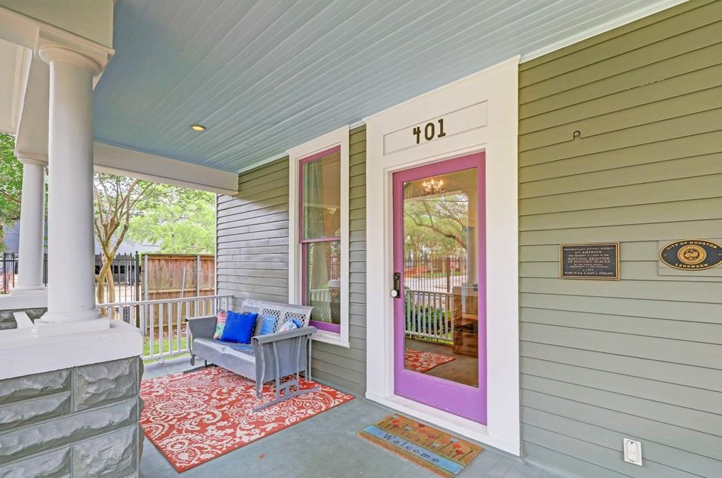 401 Emerson St, Houston TX  77006-4506 exterior