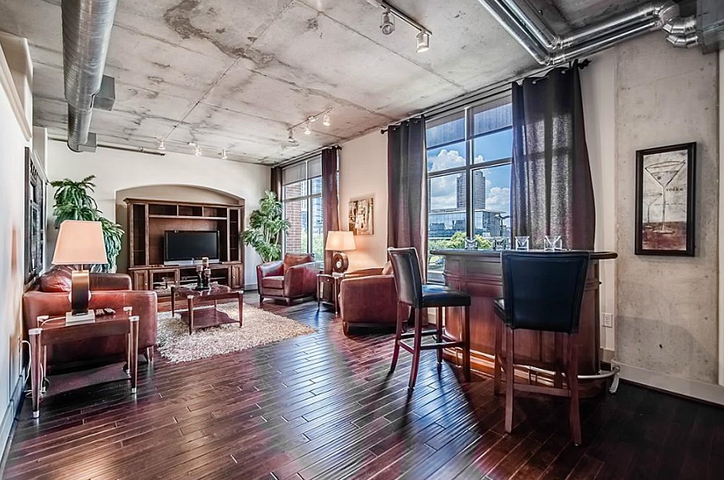1901 Post Oak #303, Houston, TX 77056