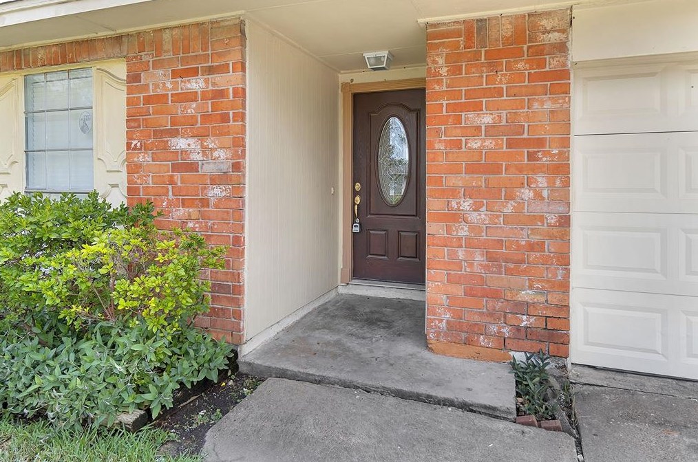 7771 Water Park Ln, Houston, TX 77086-2509