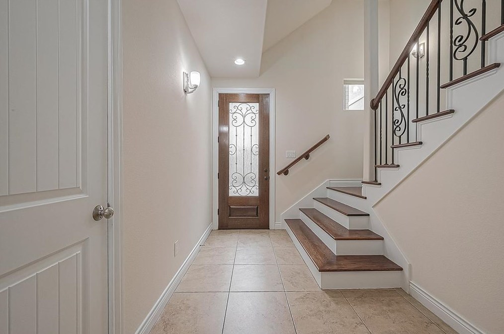 1606 Parker St, Houston, TX 77007-3479