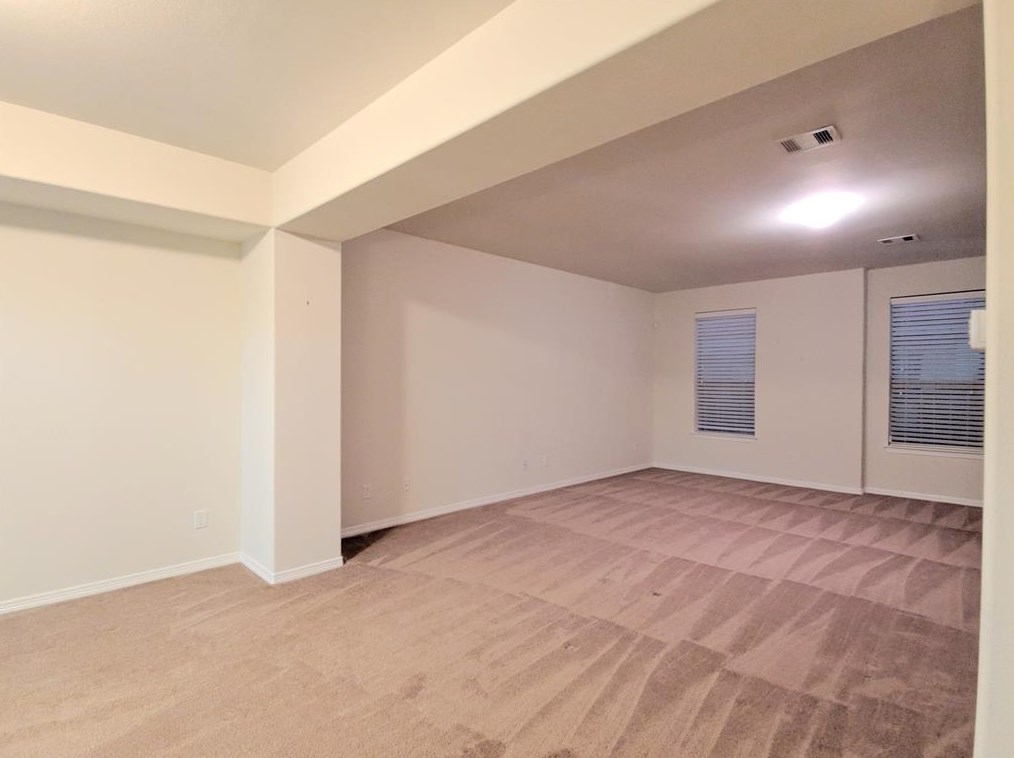 8117 Silverton Creek Ln, Houston, TX 77040