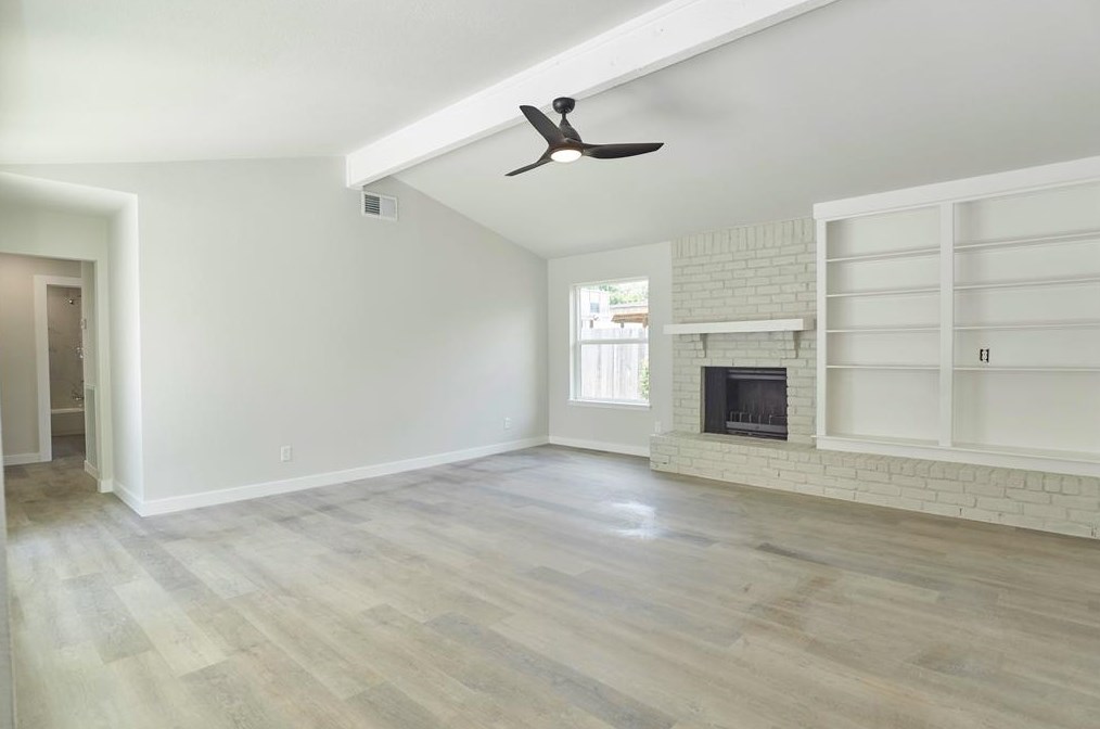 7318 Westbranch Dr, Houston, TX 77072-2140