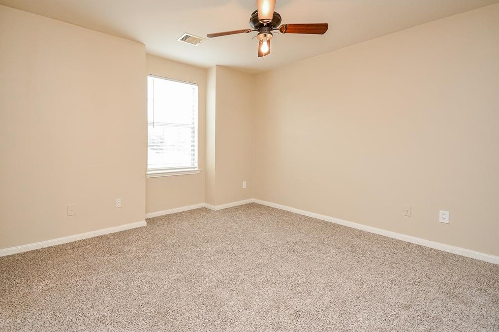 8114 Singing Sonnet Ln, Houston TX  77072-0128 exterior
