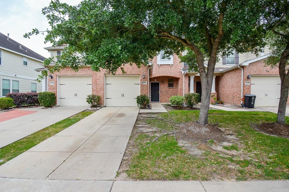 8114 Singing Sonnet Ln, Houston, TX 77072-0130
