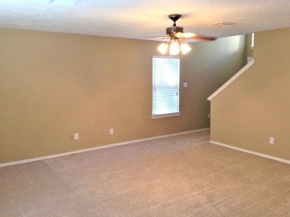 706 Razee Ct, Crosby, TX 77532