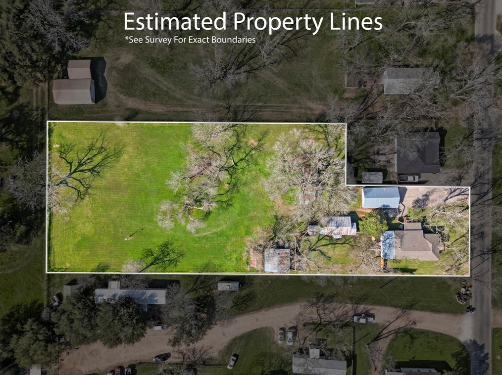 1314 Rampart St, Columbus, TX 78934-2546