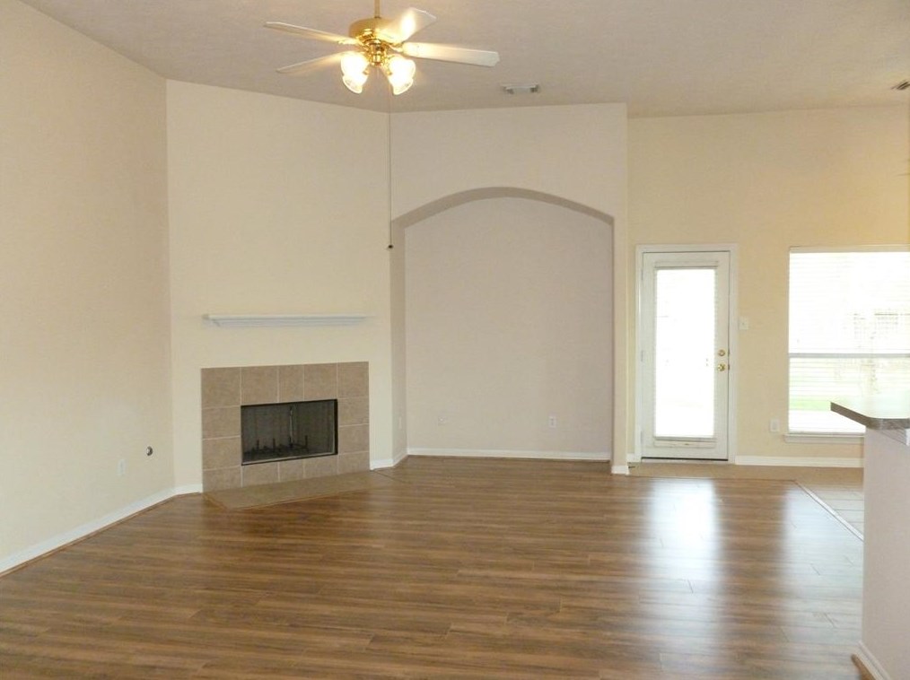 9506 Hidden Cove Park, Magnolia, TX 77354