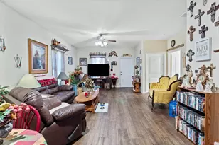 266 Joyce St S, Brookeland, TX 75931 - Photo 10