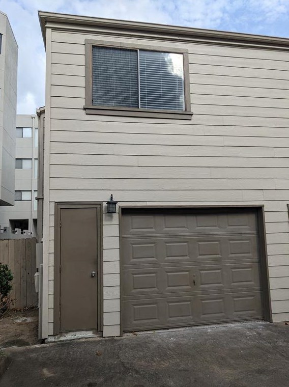 1829 Augusta Dr Apt 22, Houston, TX 77057