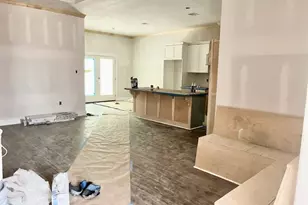 10730 Vinson St, Beaumont, TX 77713 - Photo 2