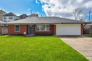 4125 Lymbar Dr, Houston, TX 77025 - Photo 2