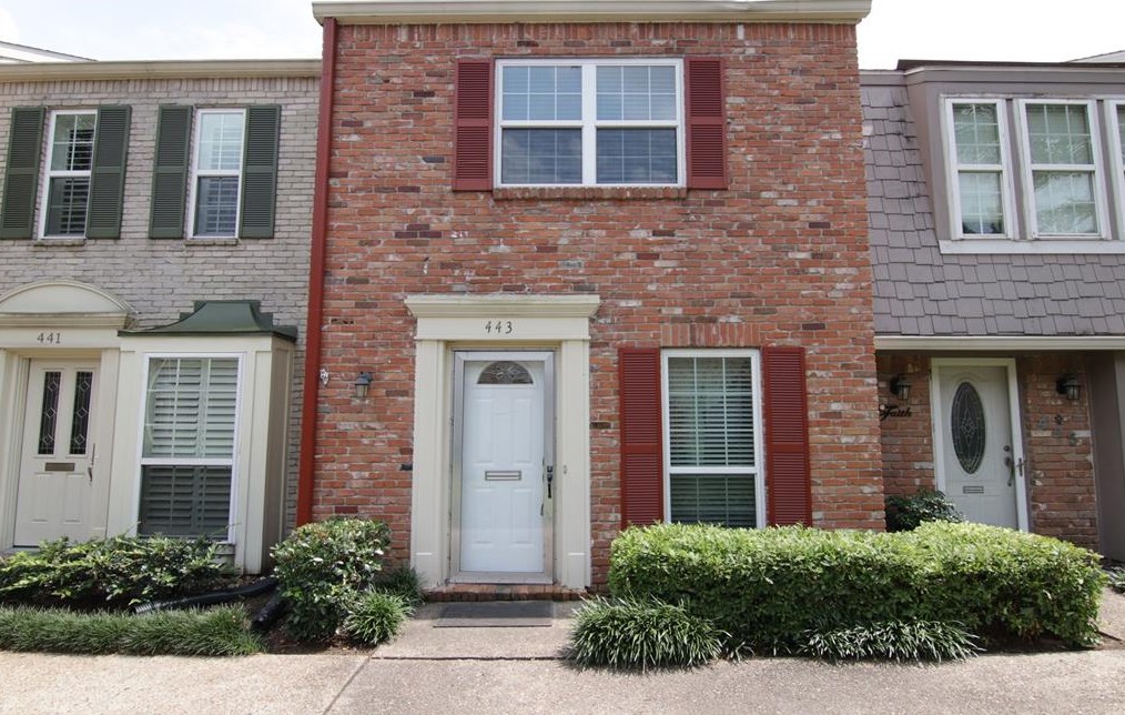 443 Bendwood Dr, Houston, TX 77024-8812